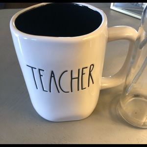 Rae Dunn "teacher  " mug